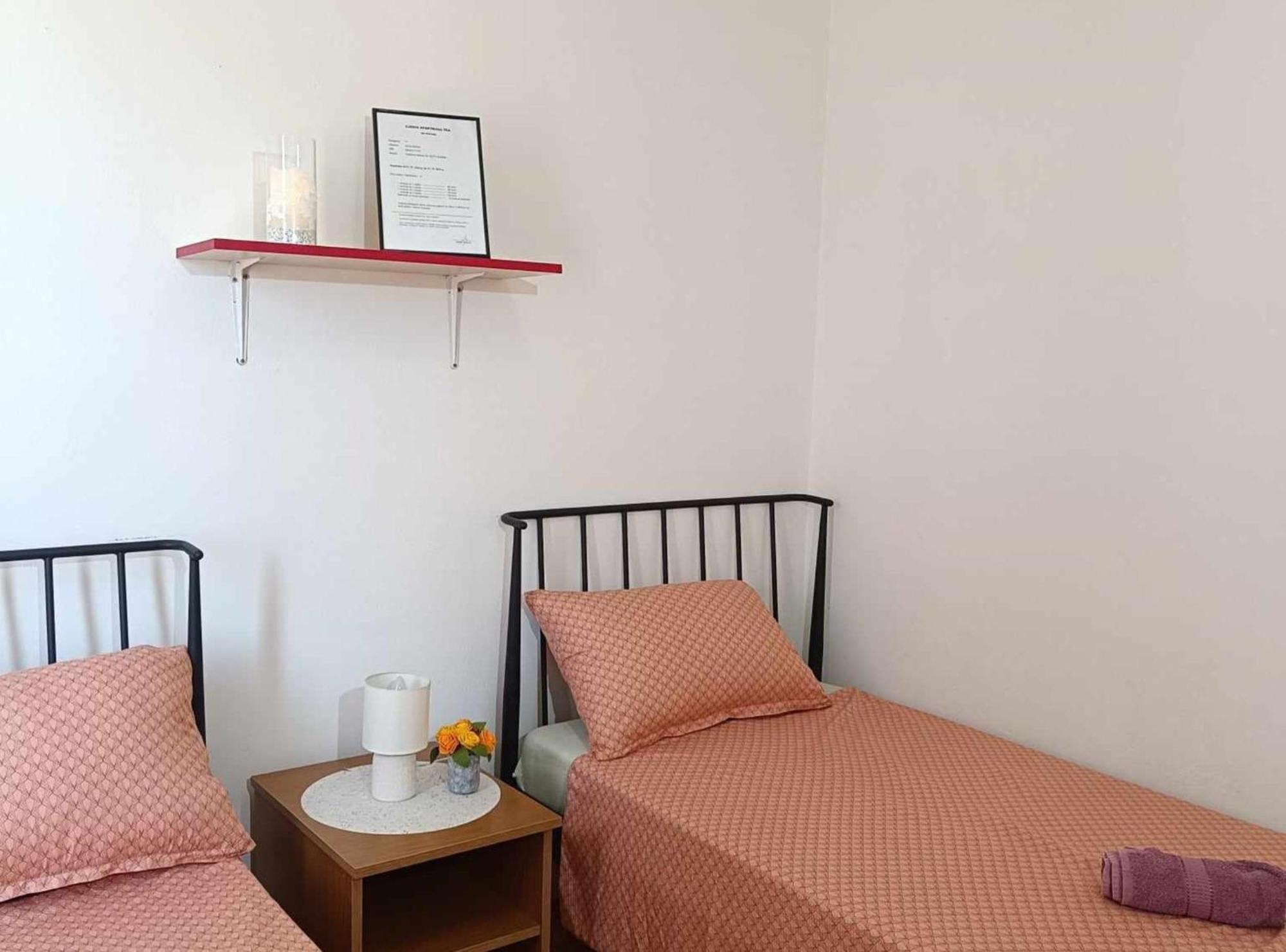 Apartmani Tea I Toni Gradiste Buitenkant foto